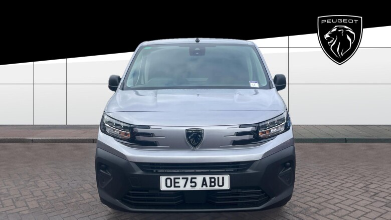 Peugeot Partner Long Diesel 1.5 BlueHDi 100 Professional Plus Van